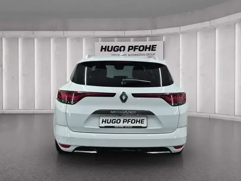 Gebraucht Renault Mégane IV Intens 140 PS (102 kW) 2021 Weiß Limousine