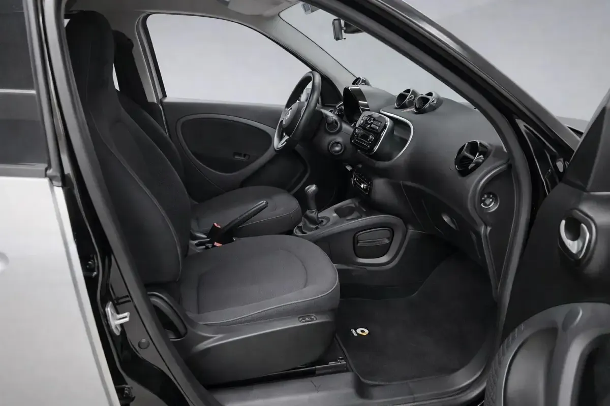 Occasion Smart ForFour Passion 71 ch (52 kW) 2019 Argent Citadine