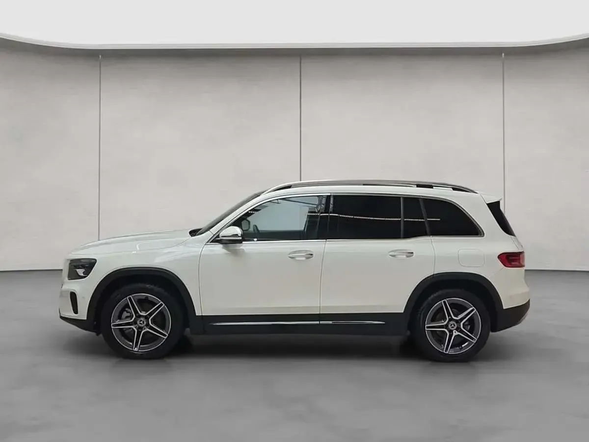 Gebraucht Mercedes GLB200 Advanced 150 PS (110 kW) 2026 Polarweiß SUV