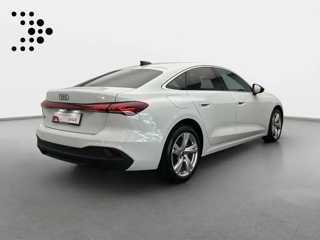 Gebraucht Audi A5 Performance 204 PS (150 kW) 2025 Gletscherweiß metallic Limousine