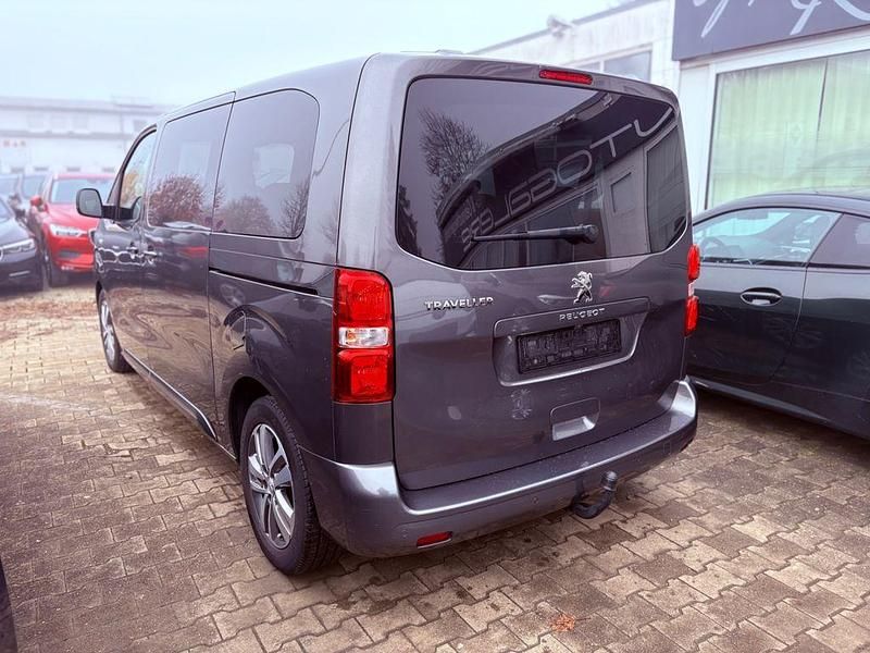 Gebraucht Peugeot Traveller Active 144 PS (105 kW) 2022 Grau Van / Kleinbus