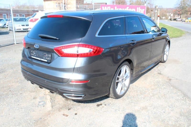 Gebraucht Ford Mondeo Titanium 179 PS (131 kW) 2015 Kombi