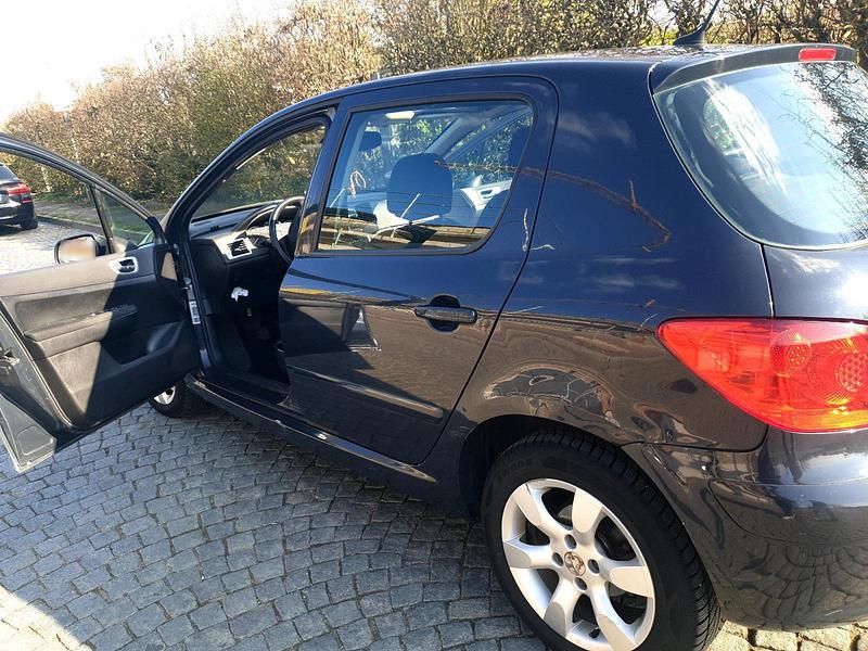 Gebraucht Peugeot 307 109 PS (80 kW) 2006 Schwarz Limousine
