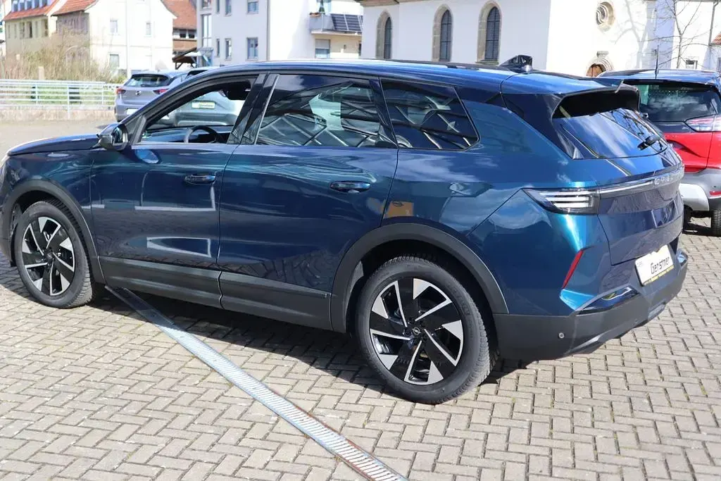 Gebraucht Opel Grandland X 136 PS (100 kW) 2025 Grün SUV
