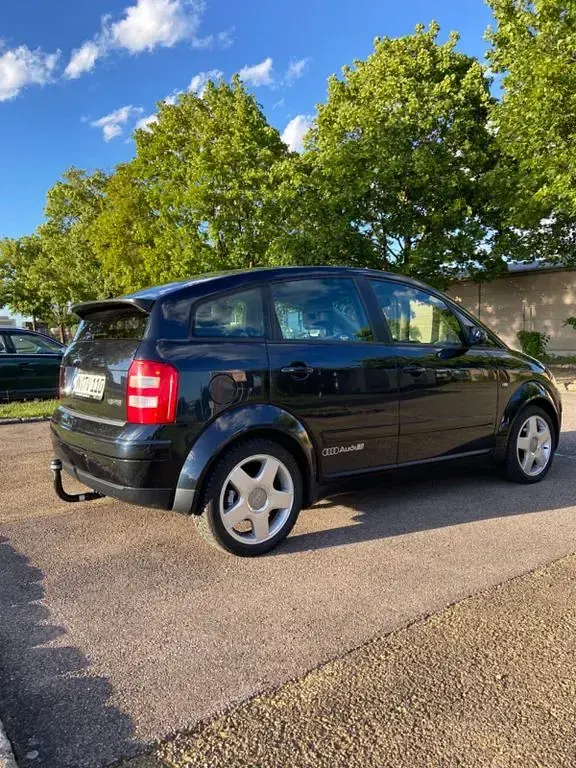 Gebraucht Audi A2 110 PS (80 kW) 2002 Blau Kleinwagen