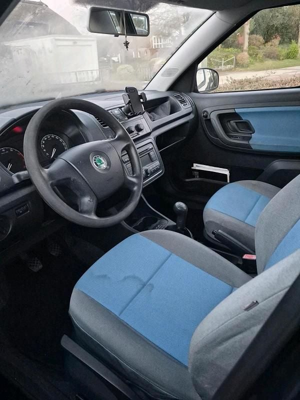 Gebraucht Skoda Roomster 70 PS (51 kW) 2007 Schwarz Van / Kleinbus