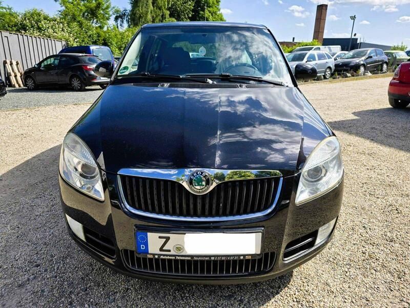 Schwarz Gebraucht 2009 Skoda Fabia Kleinwagen | 3.450 € (Fairer Preis) - Bild 1/4