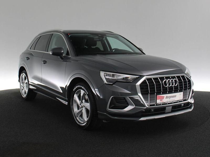 Gebraucht Audi Q3 Advanced 150 PS (110 kW) 2023 Grau / nanograu SUV