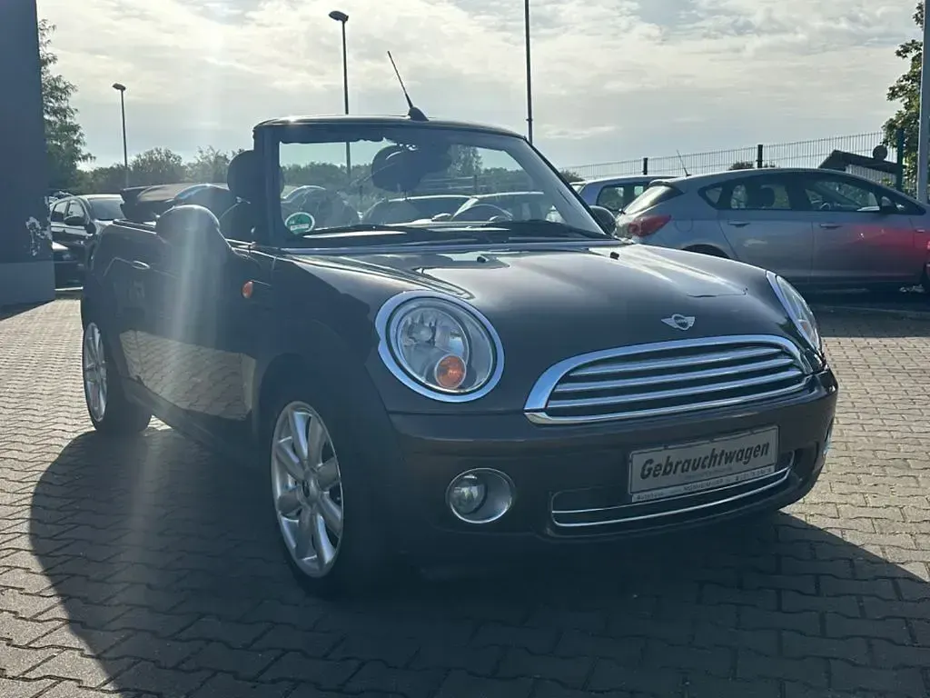 Brugt Mini Cooper Cabriolet 122 HK (89 kW) 2010 Brun Cabriolet