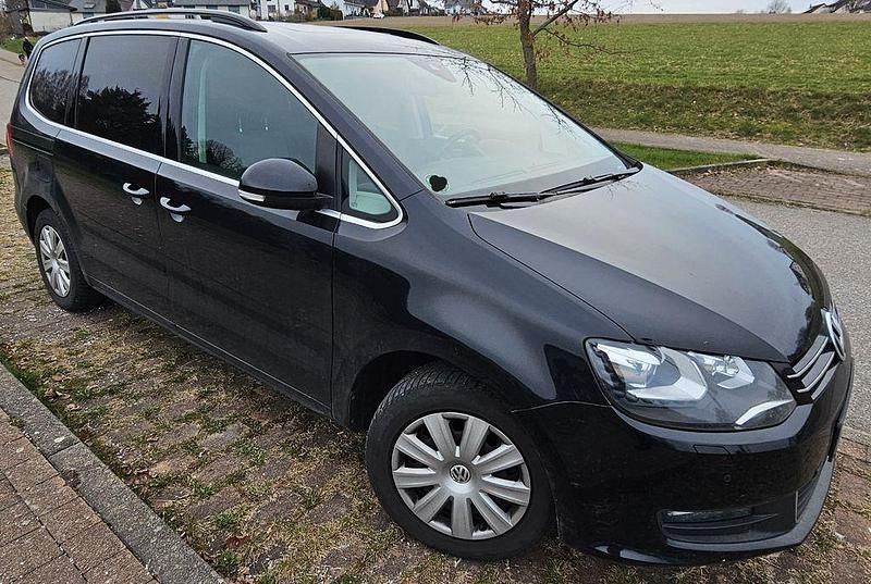 Gebraucht VW Sharan Comfortline 140 PS (102 kW) 2013 Schwarz Van / Kleinbus
