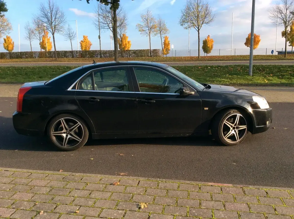 Gebraucht Cadillac BLS 256 PS (188 kW) 2006 Schwarz Limousine