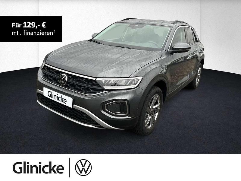 Indiumgrau metallic Neu 2025 VW T-Roc Life SUV | 29.980 € (Superpreis) - Bild 1/3