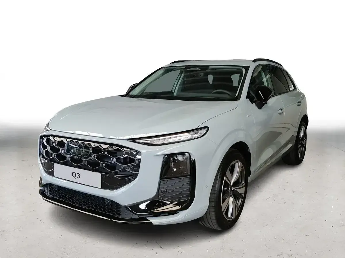 Neu Audi Q3 Sport 150 PS (110 kW) 2026 Grau SUV