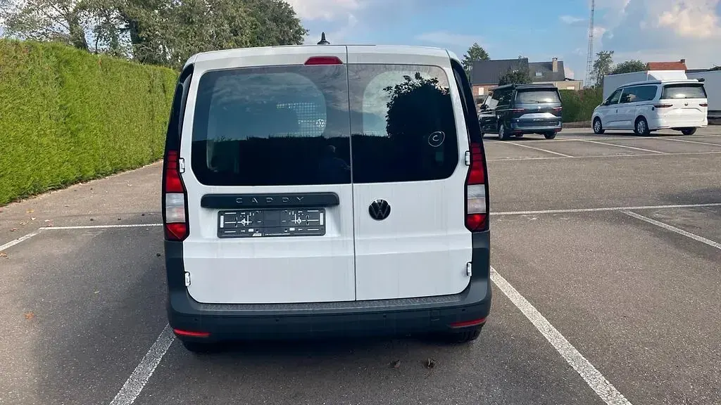 Neu VW Caddy 102 PS (75 kW) 2025 Weiß Van / Kleinbus