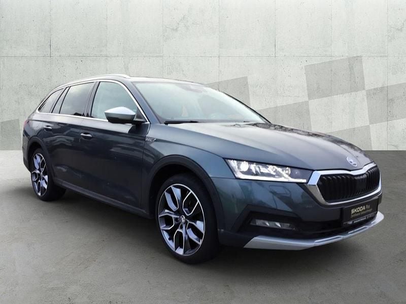 Gebraucht Skoda Octavia 200 PS (147 kW) 2021 Grau Kombi