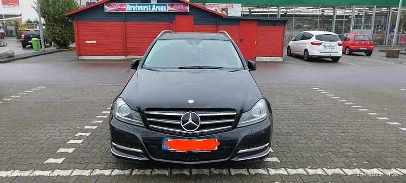 Gebraucht Mercedes C220 175 PS (128 kW) 2012 Schwarz Kombi