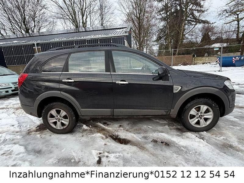 Gebraucht Chevrolet Captiva LS 136 PS (100 kW) 2010 Schwarz SUV