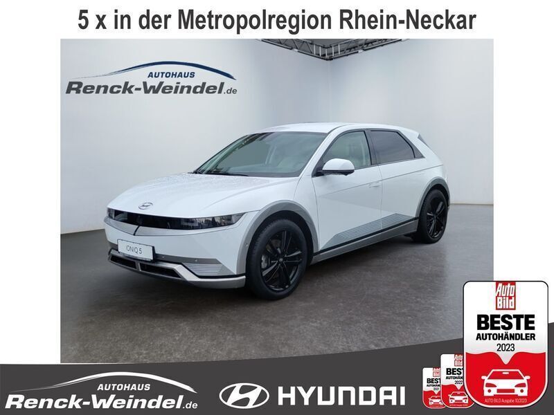 Weiss Gebraucht 2021 Hyundai Ioniq 5 SUV | 32.489 € (Etwas zu teuer) - Bild 1/4