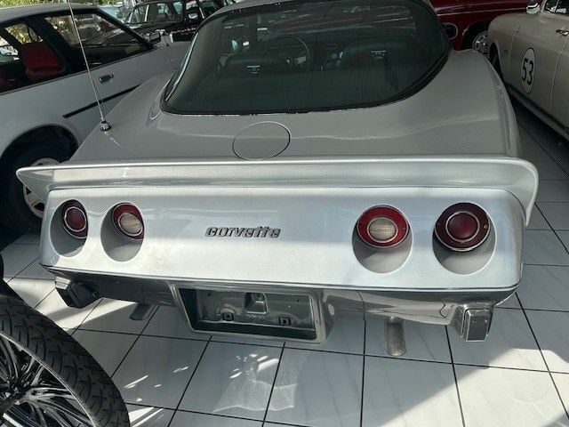 Gebraucht Chevrolet Corvette C3 204 PS (150 kW) 1978 Silber Coupé