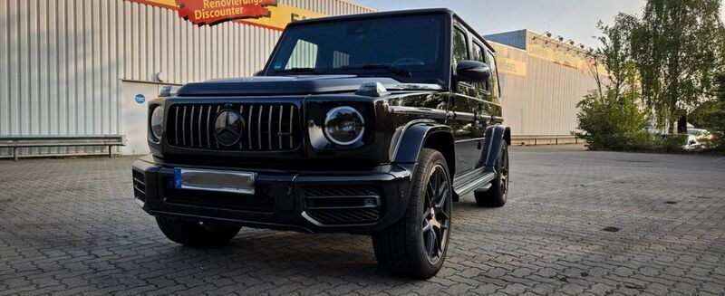 Schwarz Gebraucht 2023 Mercedes G63 AMG AMG SUV | 176.900 € - Bild 1/4