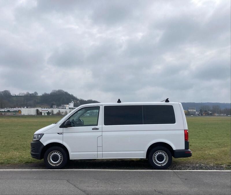 Weiß Gebraucht 2016 VW T6 Van | 25.999 € - Bild 1/4