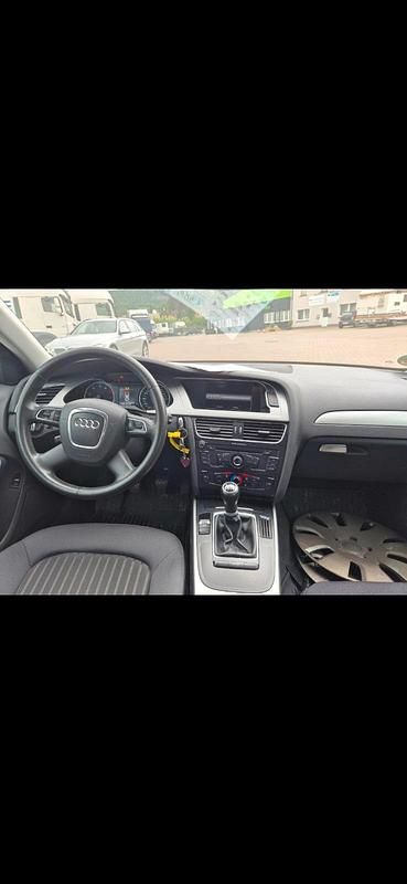 Gebraucht Audi A4 160 PS (117 kW) 2010 Silber Limousine