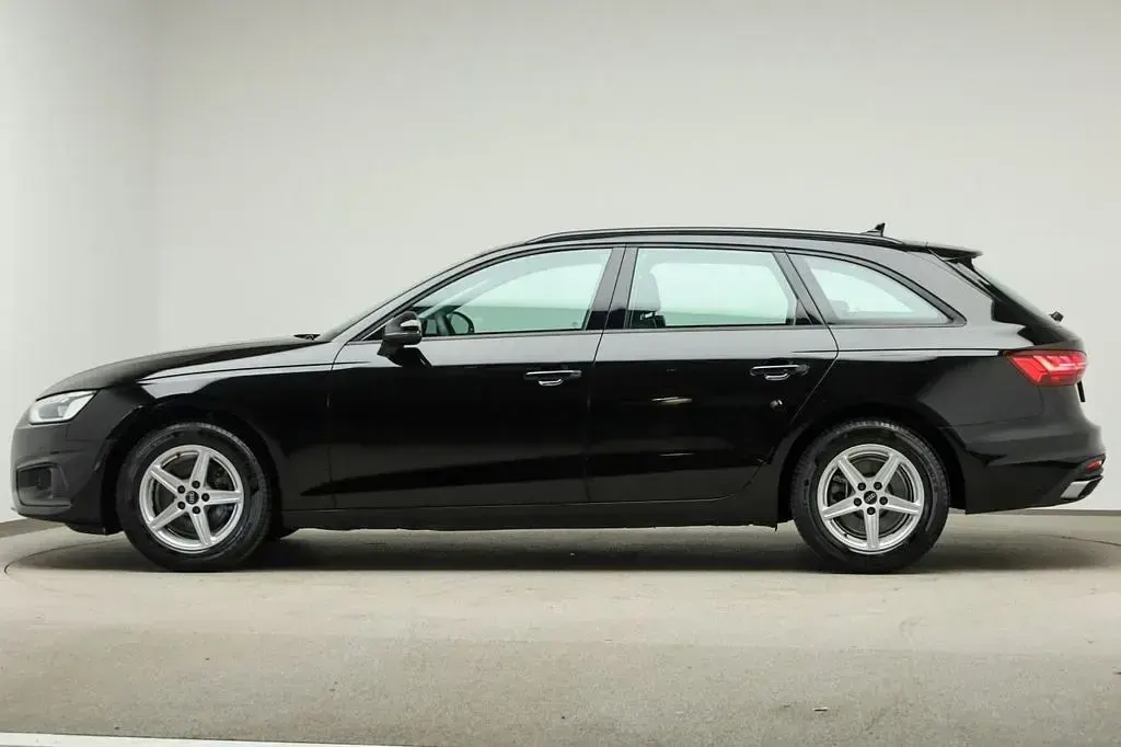Brugt Audi A4 163 HK (119 kW) 2023 Sort Stationcar