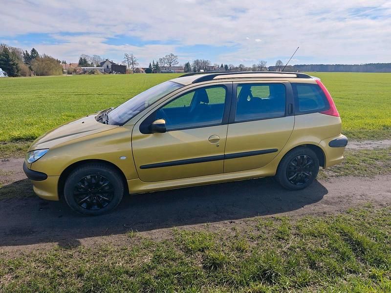 Gebraucht Peugeot 206 75 PS (55 kW) 2004 Andere farben Kombi