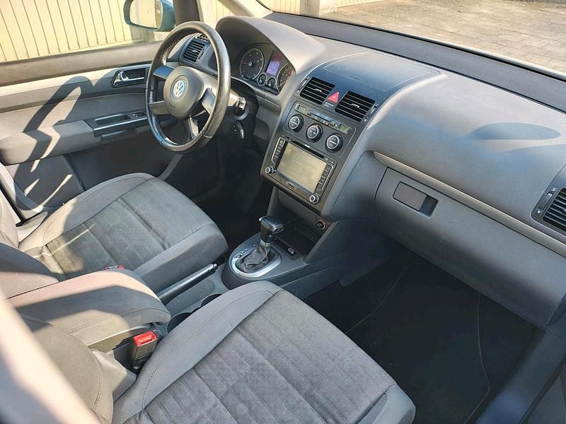 Gebraucht VW Touran 105 PS (77 kW) 2006 Blau Van / Kleinbus