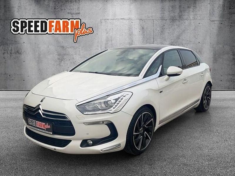 Weiß Gebraucht 2012 Citroën DS5 Sport Chic Kleinwagen | 11.999 € (Teuer) - Bild 1/4