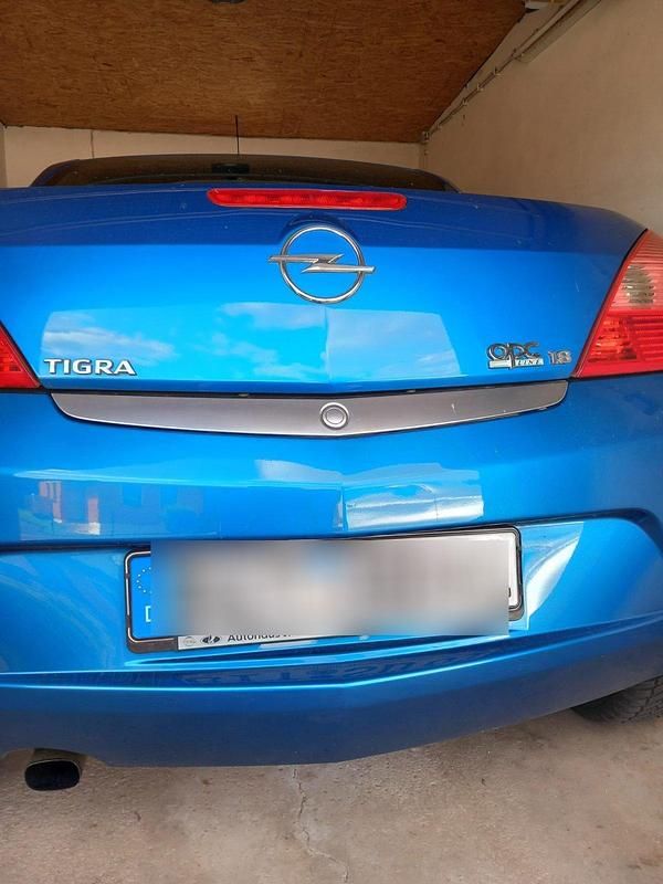 Gebraucht Opel Tigra 125 PS (91 kW) 2004 Blau Cabrio