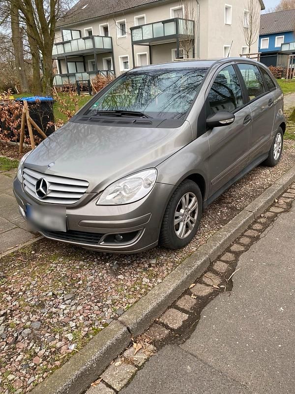 Silber Gebraucht 2007 Mercedes B170 Van / Kleinbus | 4.250 € (Superpreis) - Bild 1/4