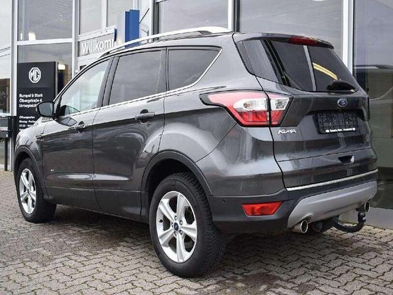 Magneticgrau (metallic) Gebraucht 2017 Ford Kuga Titanium SUV | 18.490 € (Fairer Preis) - Bild 1/3
