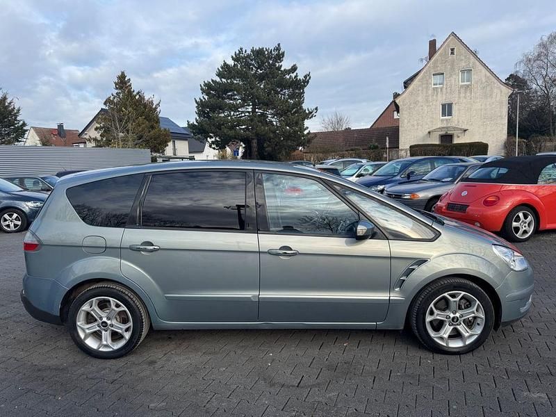 Gebraucht Ford S-MAX Titanium 220 PS (161 kW) 2009 Grau Van / Kleinbus