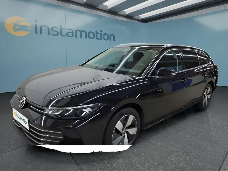 Gebraucht VW Passat 150 PS (110 kW) 2025 Schwarz Kombi