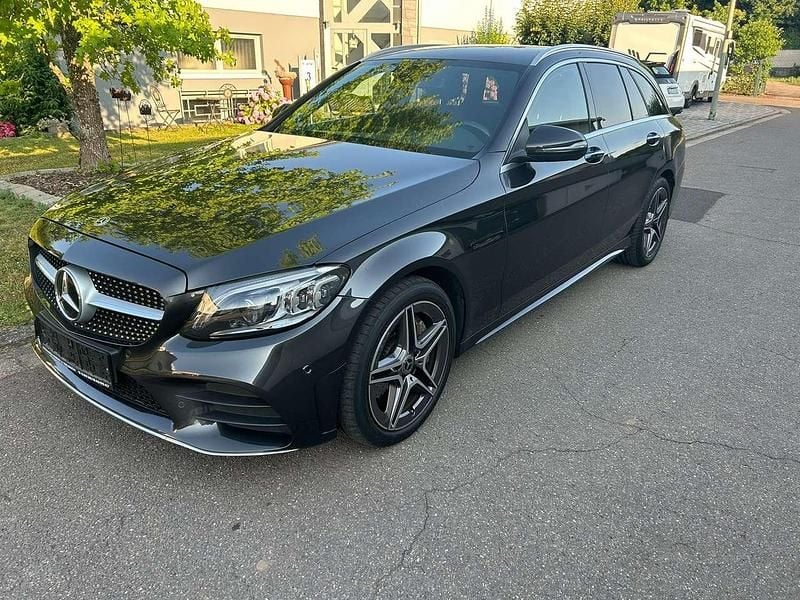 Graumet. Gebraucht 2021 Mercedes C300 Kombi | 31.450 € (Superpreis) - Bild 1/4
