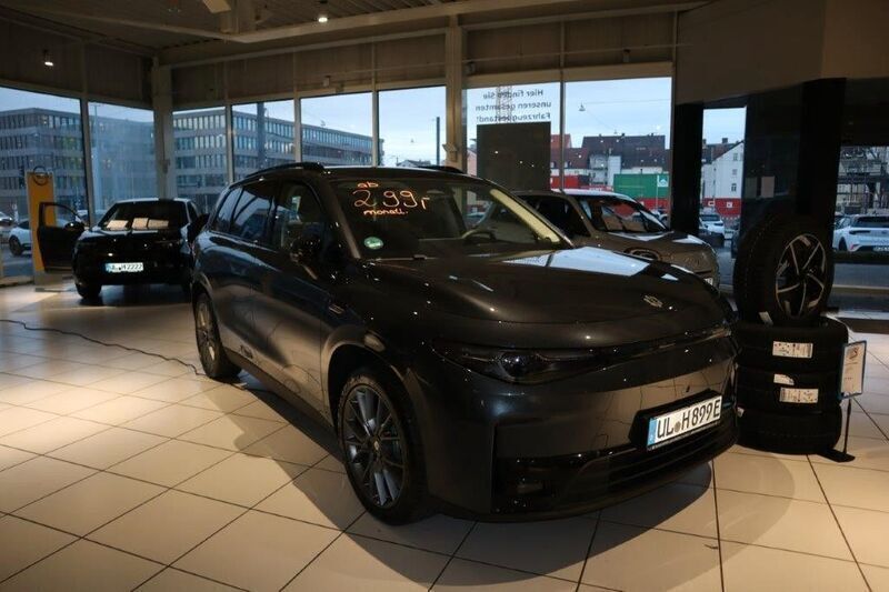 Gebraucht Leapmotor C10 160 kW (218 PS) 2025 Canopy grey SUV