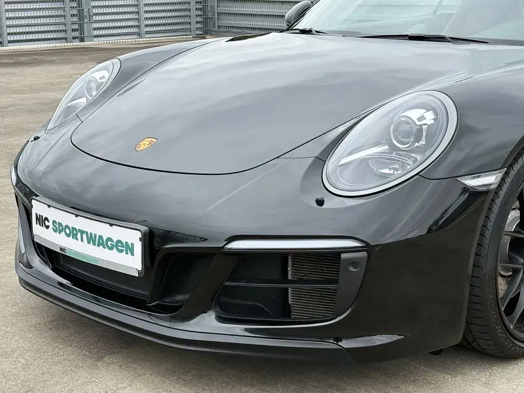 Gebraucht Porsche 911 Carrera 4 GTS 450 PS (330 kW) 2018 Tiefschwarz Cabrio