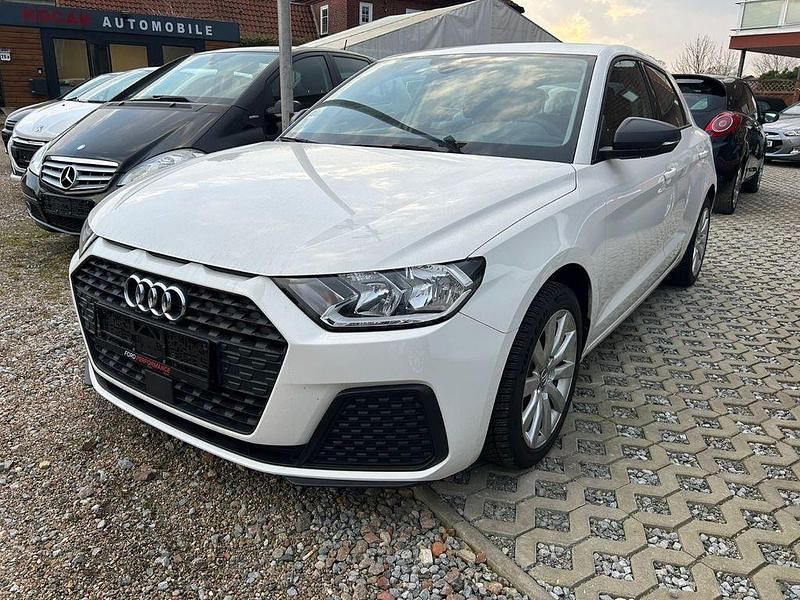 Gebraucht Audi A1 Sportback Basis 95 PS (69 kW) 2020 Weiß Kleinwagen