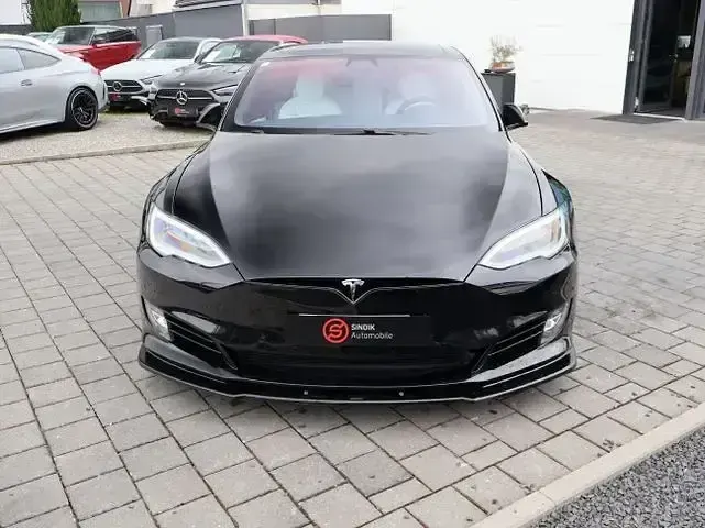 Käytetty Tesla Model S Performance 580 kW (789 HP) 2019 Musta Viistoperä