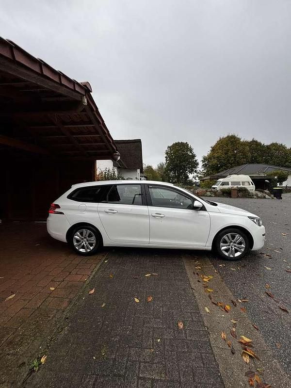 Gebraucht Peugeot 308 Business-Line 99 PS (72 kW) 2015 Weiß Kombi