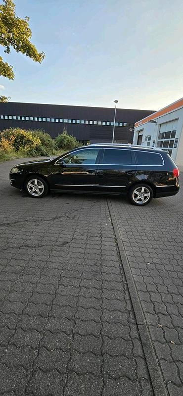 Schwarz Gebraucht 2007 VW Golf V Kombi | 2.699 € (Superpreis) - Bild 1/4