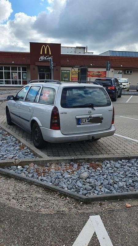 Gebraucht Opel Astra 101 PS (74 kW) 2003 Limousine