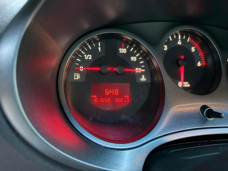 Second-hand Seat Leon 90 CP (66 kW) 2006 Negru Hatchback