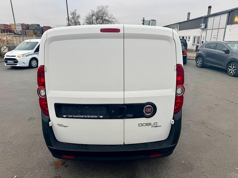 Gebraucht Fiat Doblò 101 PS (74 kW) 2014 Weiß Van / Kleinbus
