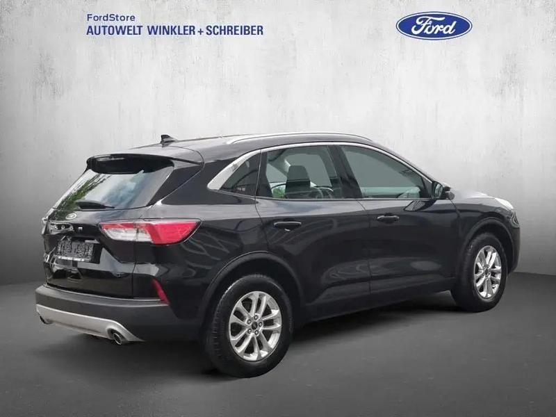 Gebraucht Ford Kuga Titanium 150 PS (110 kW) 2022 Obsidian schwarz met. SUV