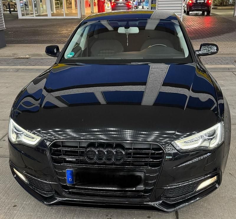 Schwarz Gebraucht 2016 Audi A5 Limousine | 14.999 € (Guter Preis) - Bild 1/4