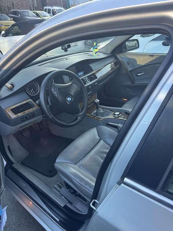 Gebraucht BMW 520 170 PS (125 kW) 2004 Limousine