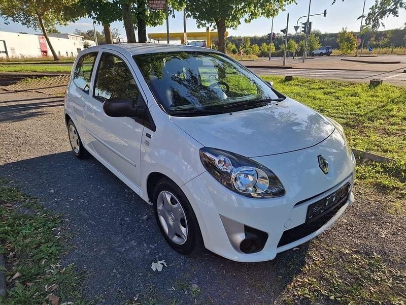 Weiß Gebraucht 2011 Renault Twingo Kleinwagen | 2.500 € (Guter Preis) - Bild 1/4