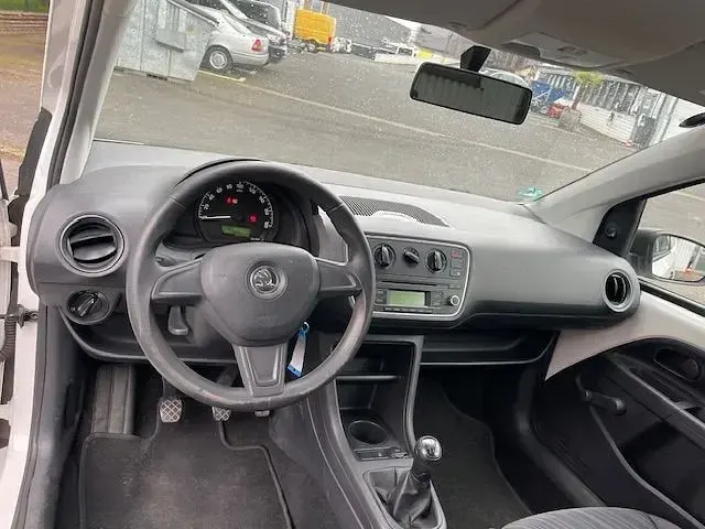 Gebraucht Skoda Citigo Easy 60 PS (44 kW) 2014 Weiß Kleinwagen